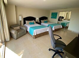 Astur Hotel y Suites