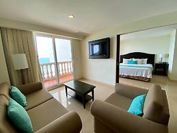 Astur Hotel y Suites