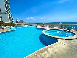 Astur Hotel y Suites
