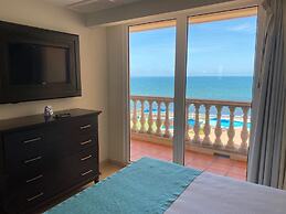 Astur Hotel y Suites