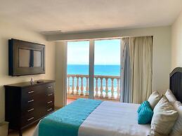 Astur Hotel y Suites