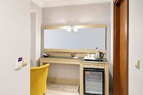 Amethyst Hotel