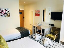 St Ives Hotel