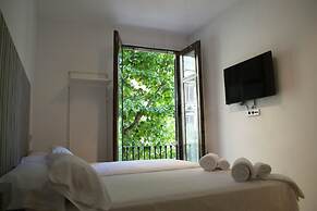 Cosmopolitan Boutique Rambla by Blossom Hotels