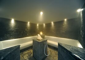 Hotel Fire & Ice