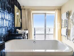 Sofitel Casablanca Tour blanche