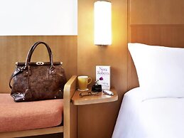 ibis Abu Dhabi Gate