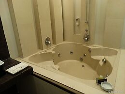 Hotel Ava Cuneta
