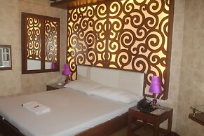 Hotel Ava Gil Puyat
