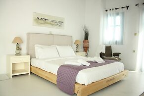 Tholaria Boutique Hotel