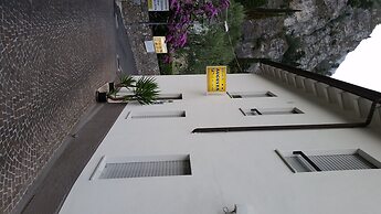 Hotel Augusta Garni