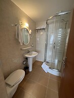 Yavuz Otel
