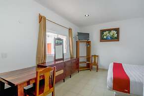 OYO Hotel Palma Real