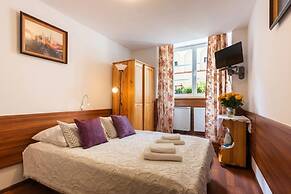 Unikat Guest Rooms
