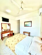 Hotel Delfines
