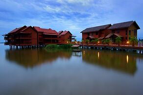 Bukit Merah Laketown Resort