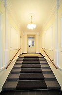 Alqush Downtown Hotel