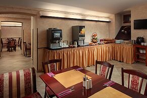 Alqush Downtown Hotel