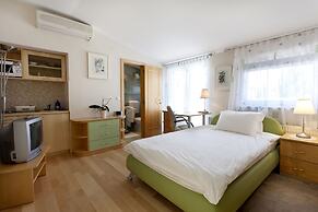 Aparthotel Vila Minka