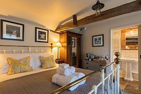 Holly Lodge Boutique B&B