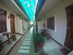 D' Lucky Garden Inn