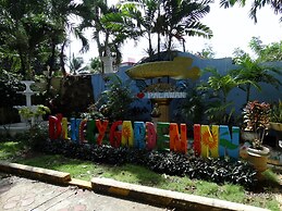 D' Lucky Garden Inn