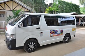 D' Lucky Garden Inn