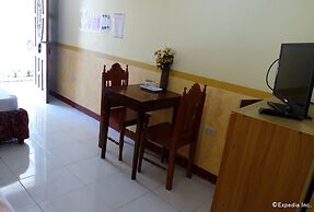 D' Lucky Garden Inn
