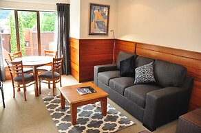 St James Apartments
