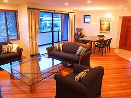 St James Apartments