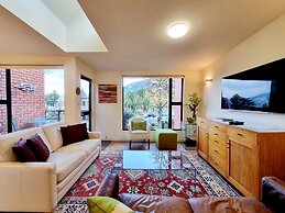 St James Apartments