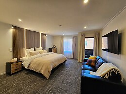 St James Apartments