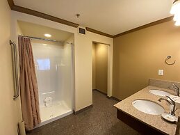 Camrose Resort & Casino