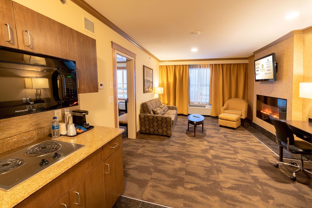 Camrose Resort & Casino