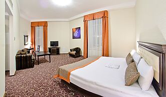 ALFAVITO Kyiv Hotel