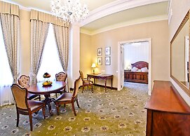 ALFAVITO Kyiv Hotel