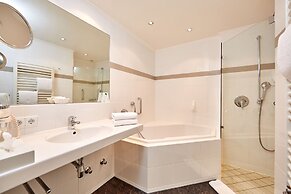 Hotel am Badersee