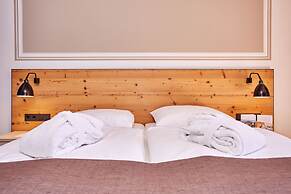 Hotel am Badersee