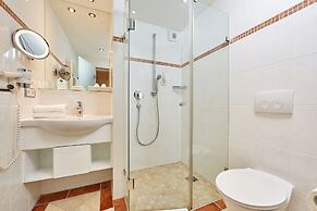 Hotel am Badersee