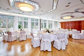 Hotel am Badersee