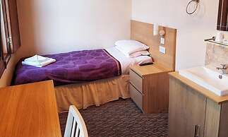 Bridge Guest House