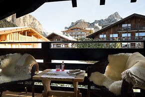 Hotel Tyrol