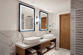 Hotel Tyrol