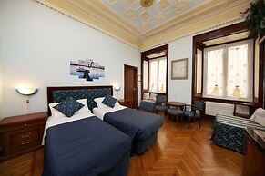 Tibullo Guesthouse