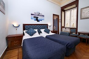Tibullo Guesthouse