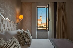 Carnival Palace Hotel