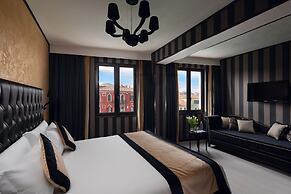 Carnival Palace Hotel