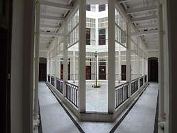 Grand Hotel