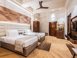 Grand Hotel
