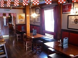 White Lady Hotel